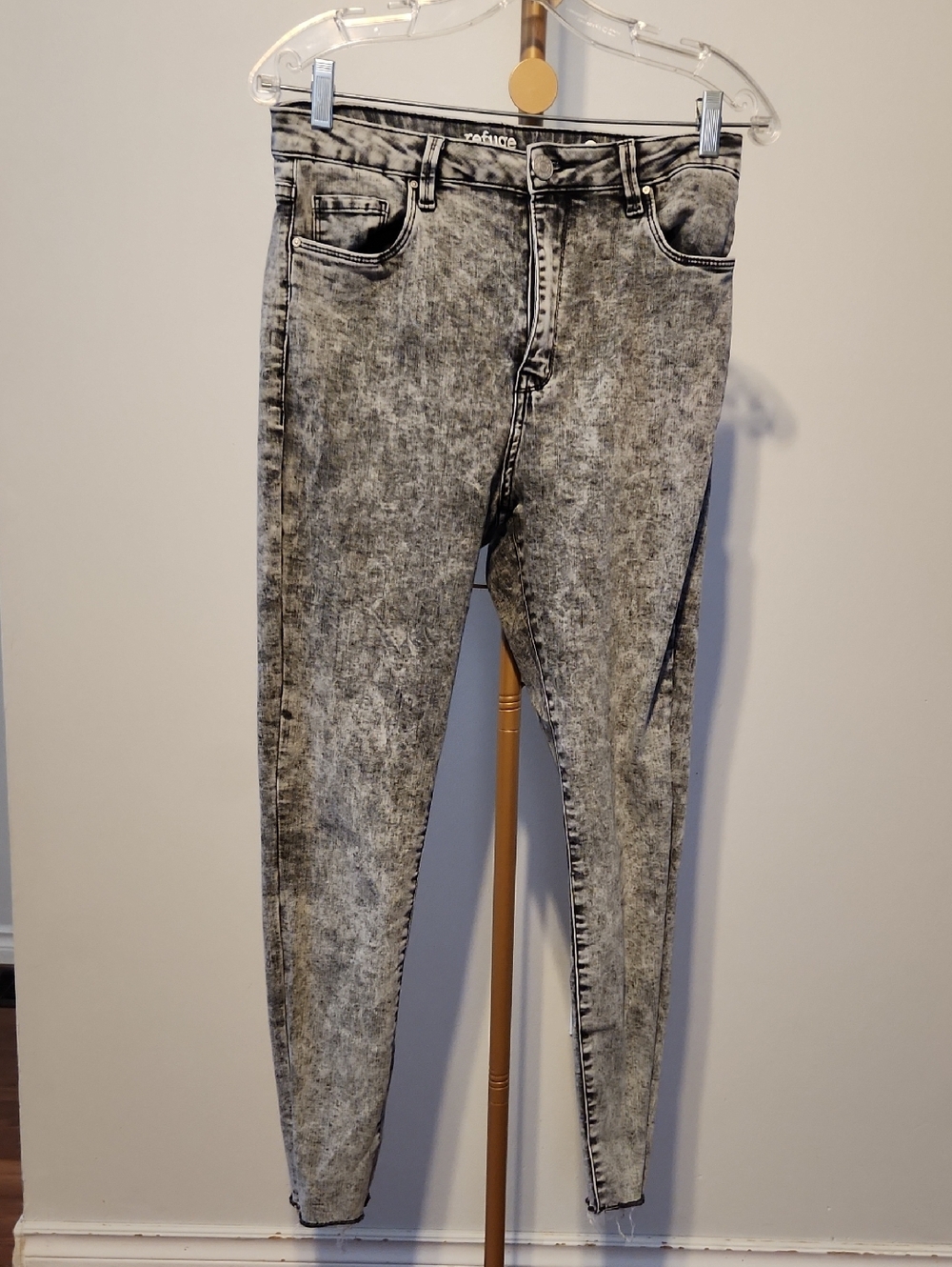 Refuge High-Waist Acid Wash Gray Women's Jeans